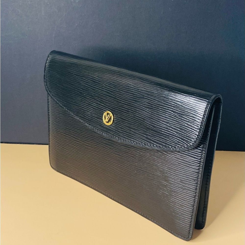 Louis Vuitton Montaigne Clutch/Shoulder Bag Conversion with Cert of Authenticity